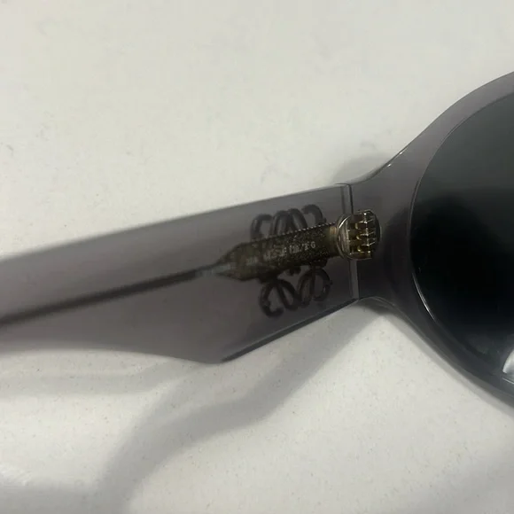Loewe Oversized round sunglasses - Picture 8 of 9